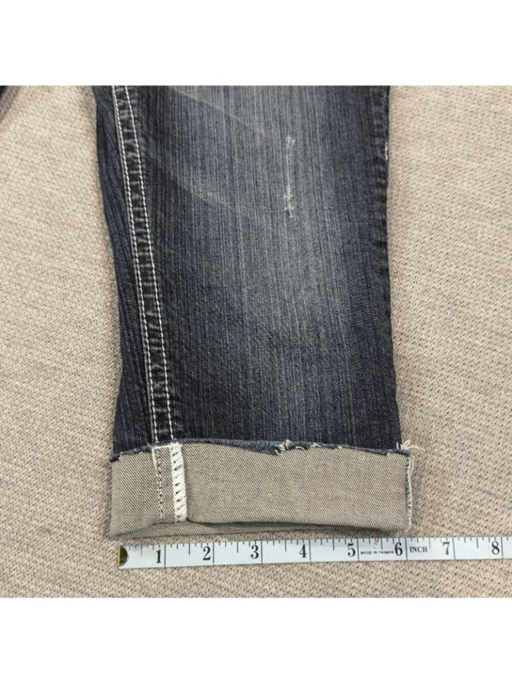 Vigoss Capri Jeans Womens Size 0 Rolled Cuff Distressed Stretch Blue Denim - Picture 14 of 16
